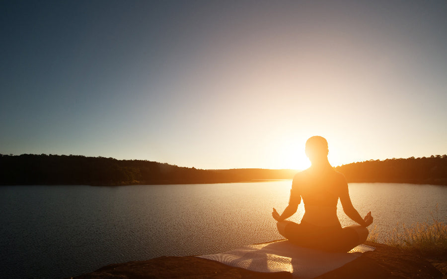 Yoga Für Die Balance Von Geist Und Körper: Wie Man Durch Asanas Innere Harmonie Kultiviert
